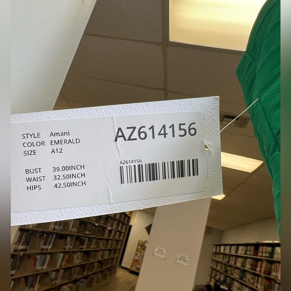 GREEN AZAZIE DRESS NEGER WORN SIZE 12 - Picture 3 of 4